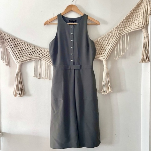 Banana Republic Gray Crepe Button Front Sleeveless Shift Dress - Picture 2 of 11